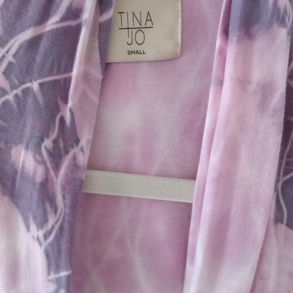 Top - Picture 3 of 3